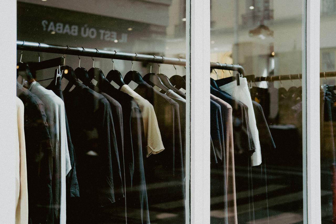 textile clothing retail store india — Della Fashions — ERPNext POS Made Checkout 60% Faster Across Every Outlet delivered by Acube Innovations (ERPNext, AI & software, India)