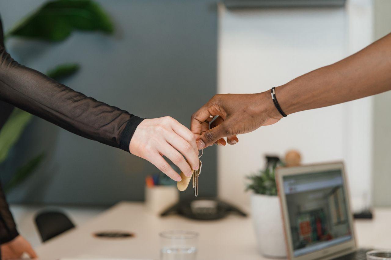 self drive car rental keys handover — EVM Wheels — 70% of Self-Drive Rentals Now Book Themselves Through the App delivered by Acube Innovations (ERPNext, AI & software, India)